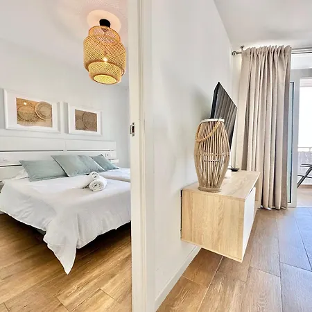 Torres De Yomely - Y1a * Playa de las Americas (Tenerife)