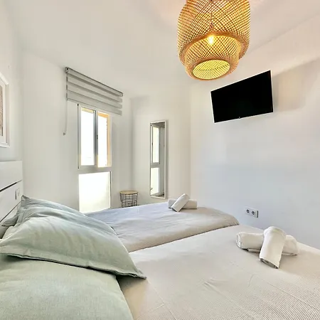 Torres De Yomely - Y1a Playa de las Americas (Tenerife)